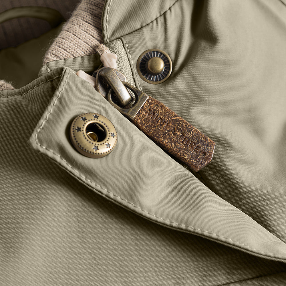 MATWANG Winterjacke mit Fleecefutter und Fellbesatz. GRS
