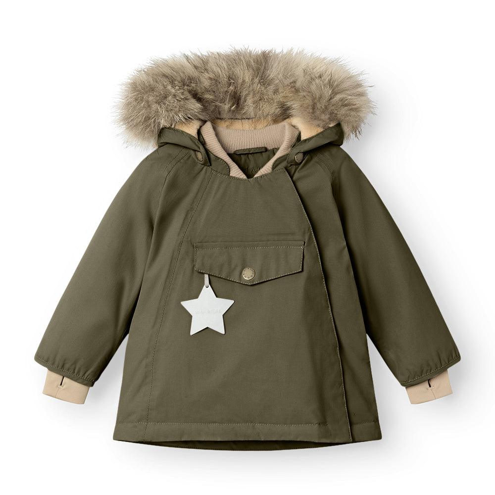 MATWANG Winterjacke mit Fleecefutter und Fellbesatz. GRS