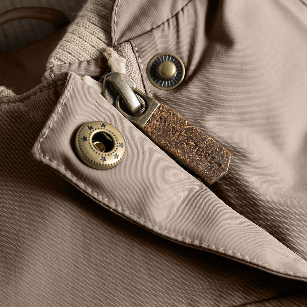 MATWANG Winterjacke mit Fleecefutter und Fellbesatz. GRS