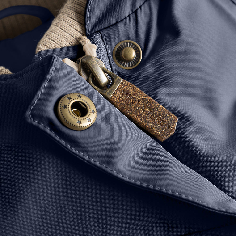 MATWANG Winterjacke mit Fleecefutter und Fellbesatz. GRS