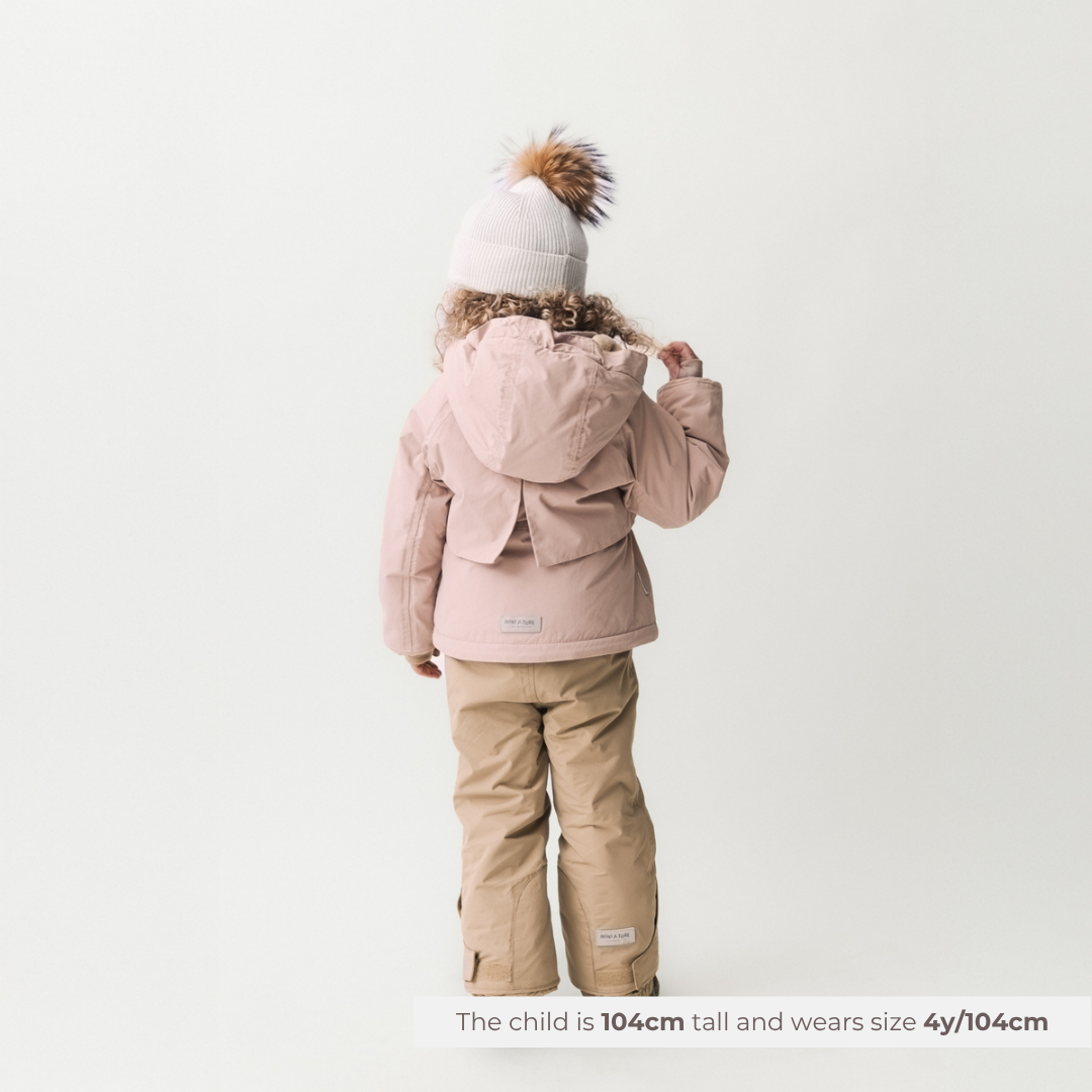 MATWITTE snow pants. GRS