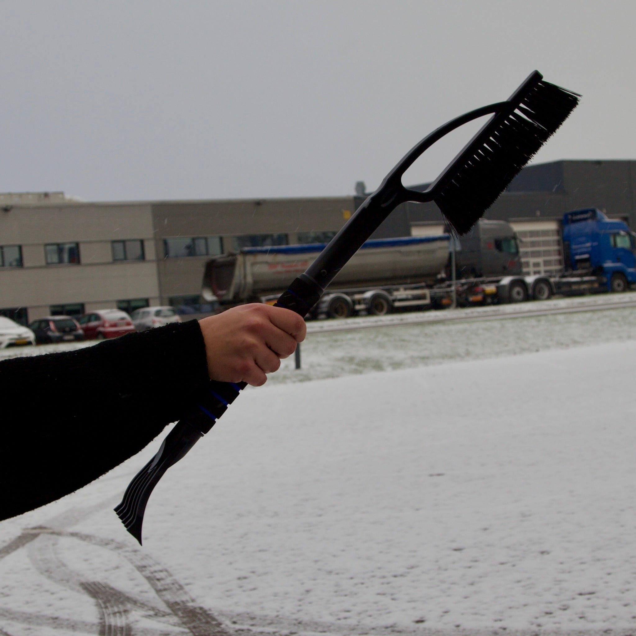 Isskraber med børste (62 cm)