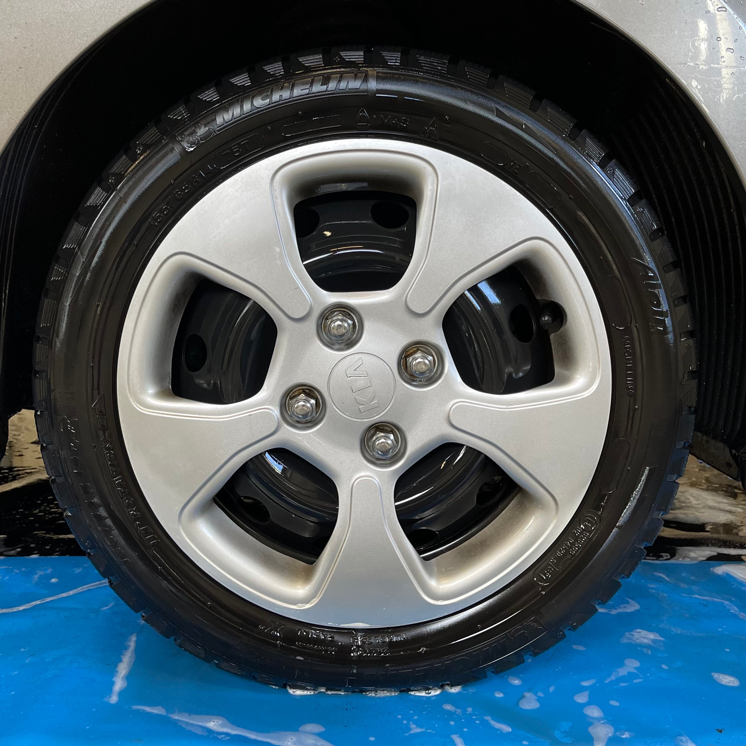 CarPro ReTyre Dækrens (500 ml)