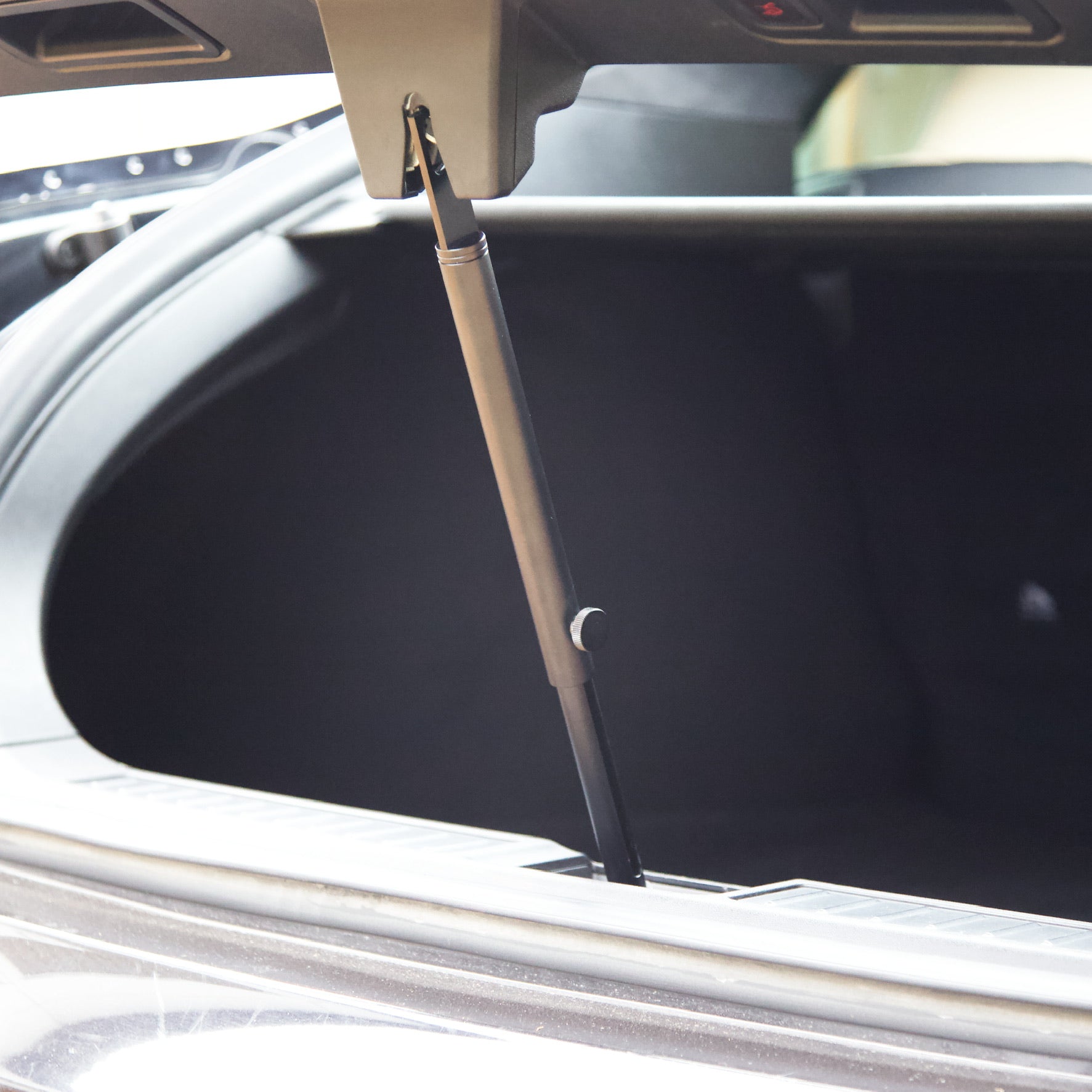 CCF Dør- og bagklapsholder