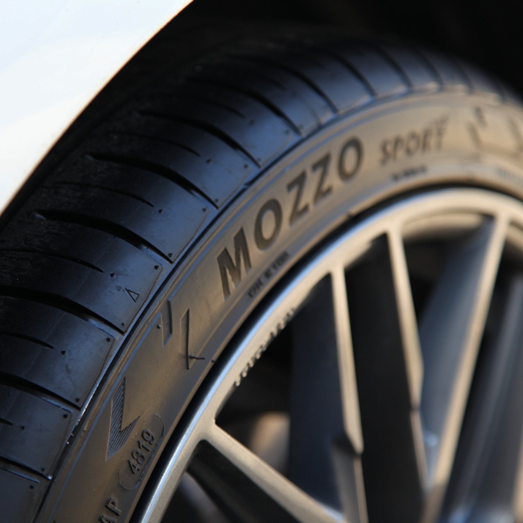 Soft99 4-X Tire Cleaner (500 Ml)