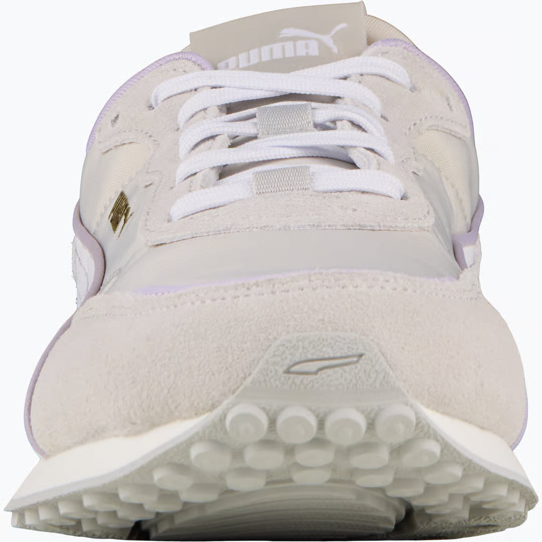 St Miler Rose Sneakers