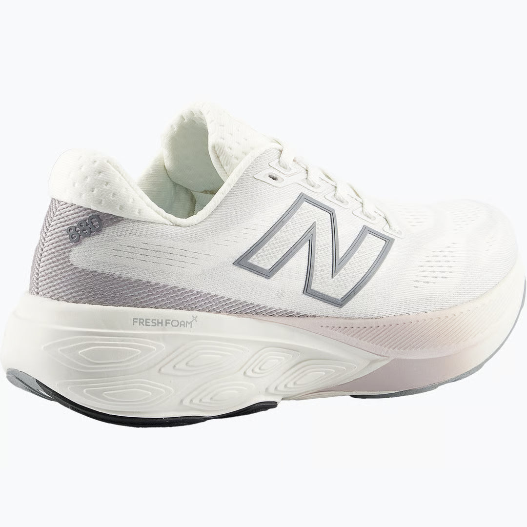 880 Fresmfoam V15 Løbesko