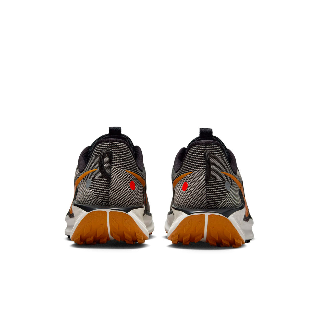 React X Pegasus Trail 5 Løbesko