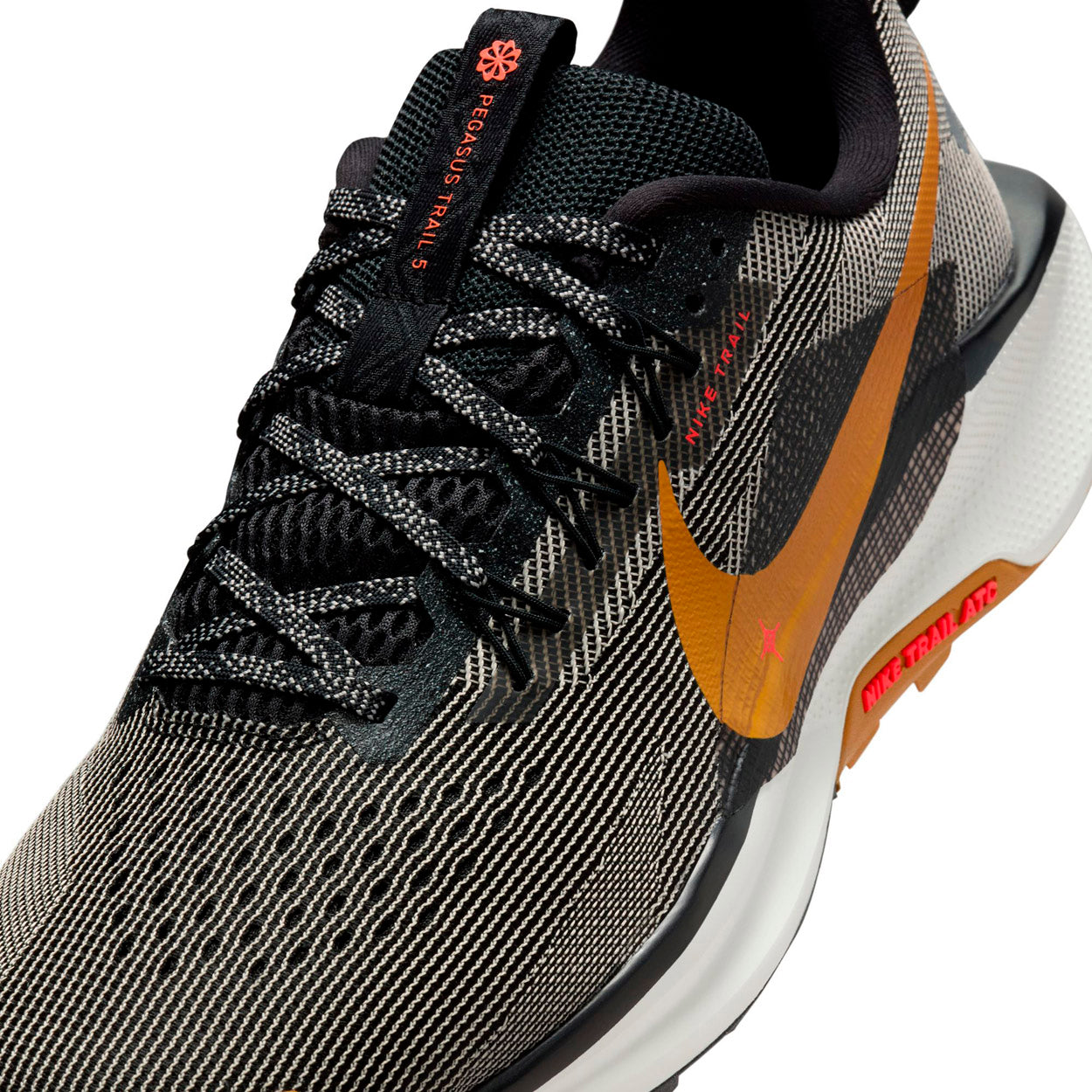 React X Pegasus Trail 5 Løbesko