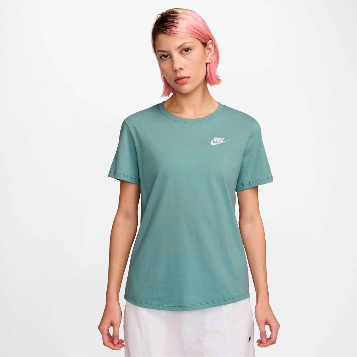 Sportswear Club Essentials T-shirt
