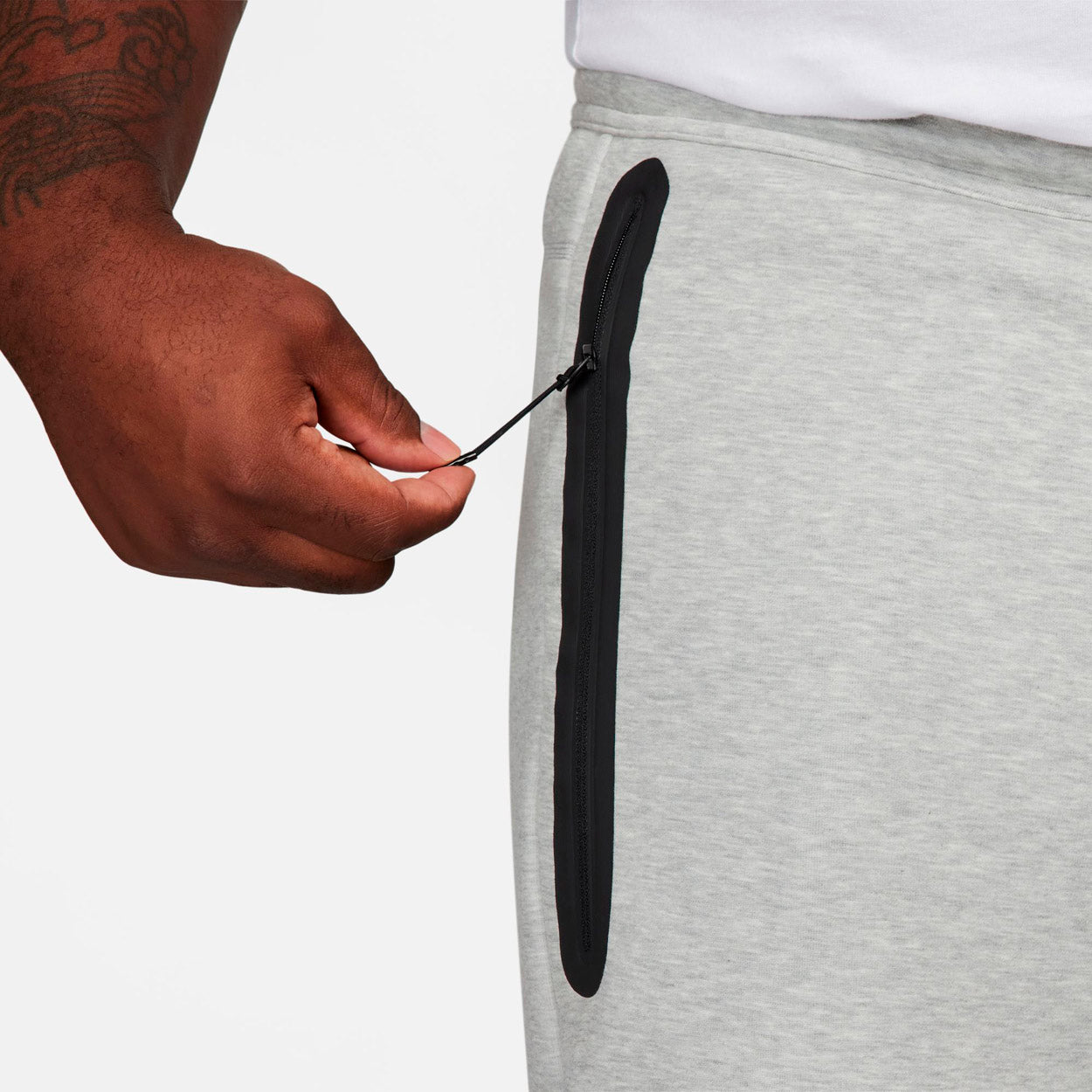 SPORTSWEAR TECH FLEECE SHORTS