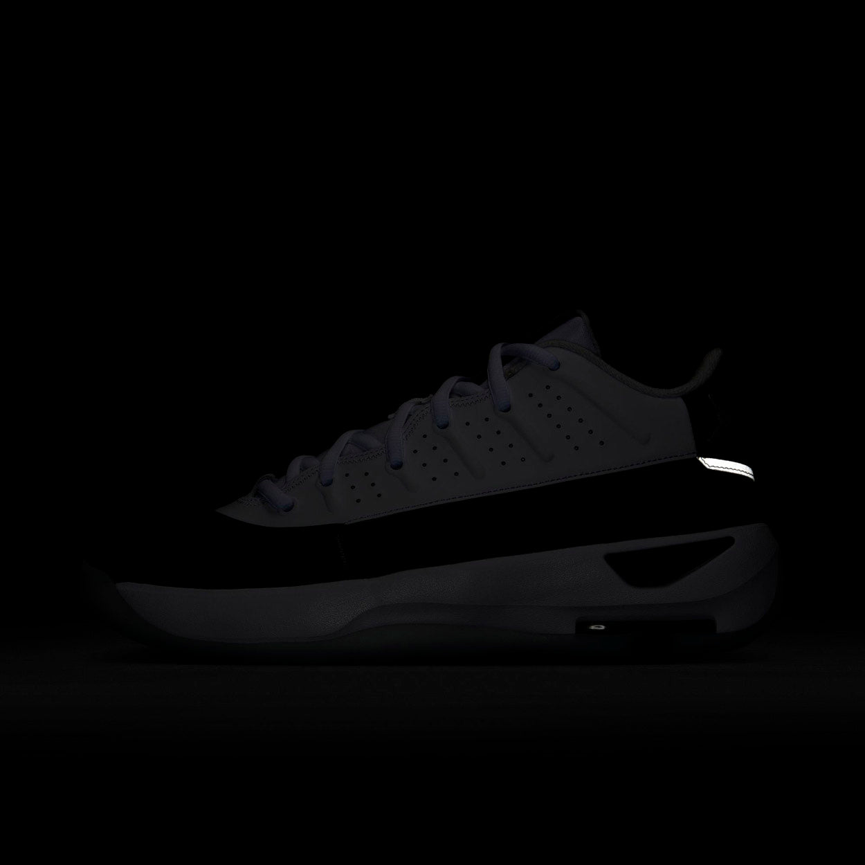 Jordan Max Aura 7 Sneakers