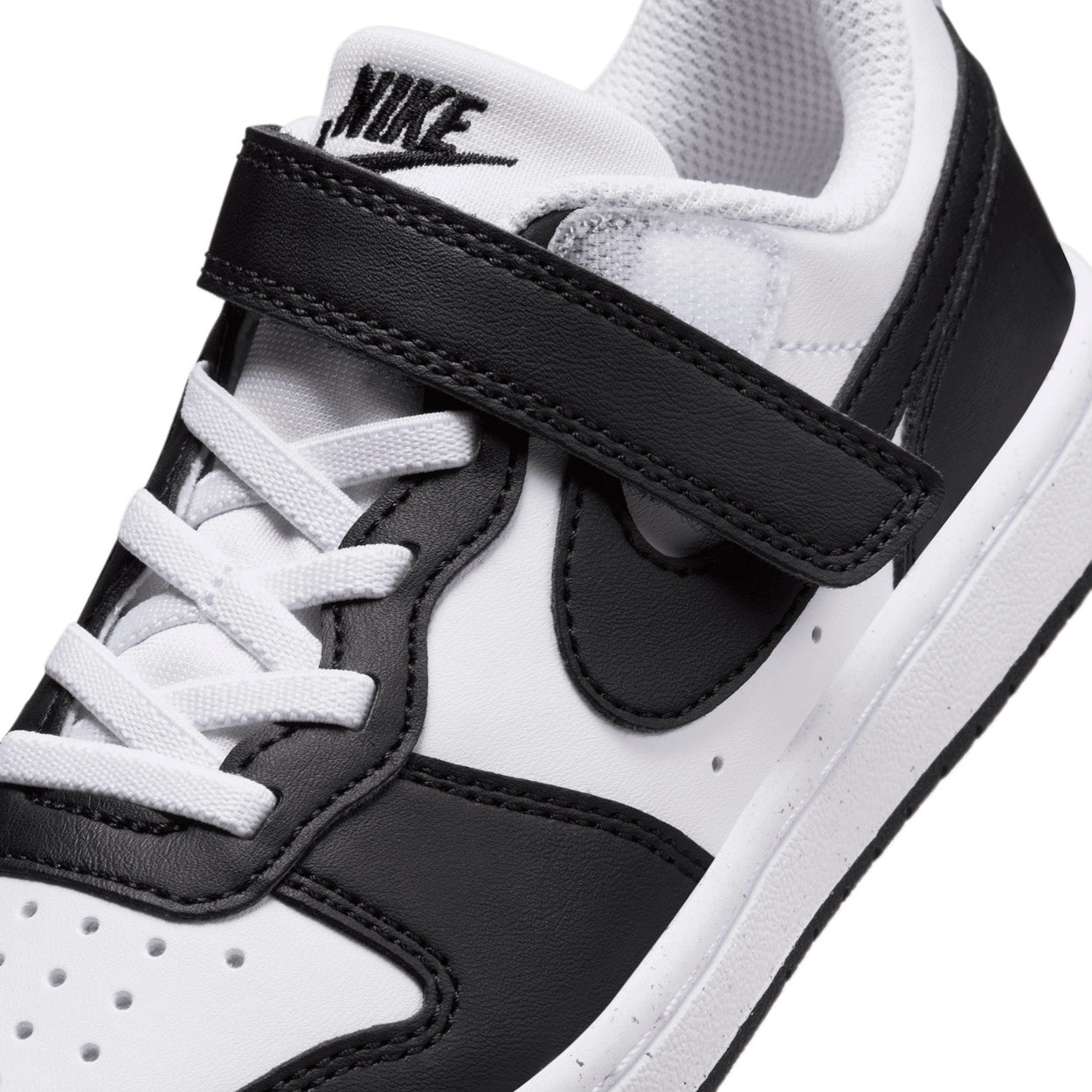 COURT BOROUGH LOW VELCRO SNEAKERS