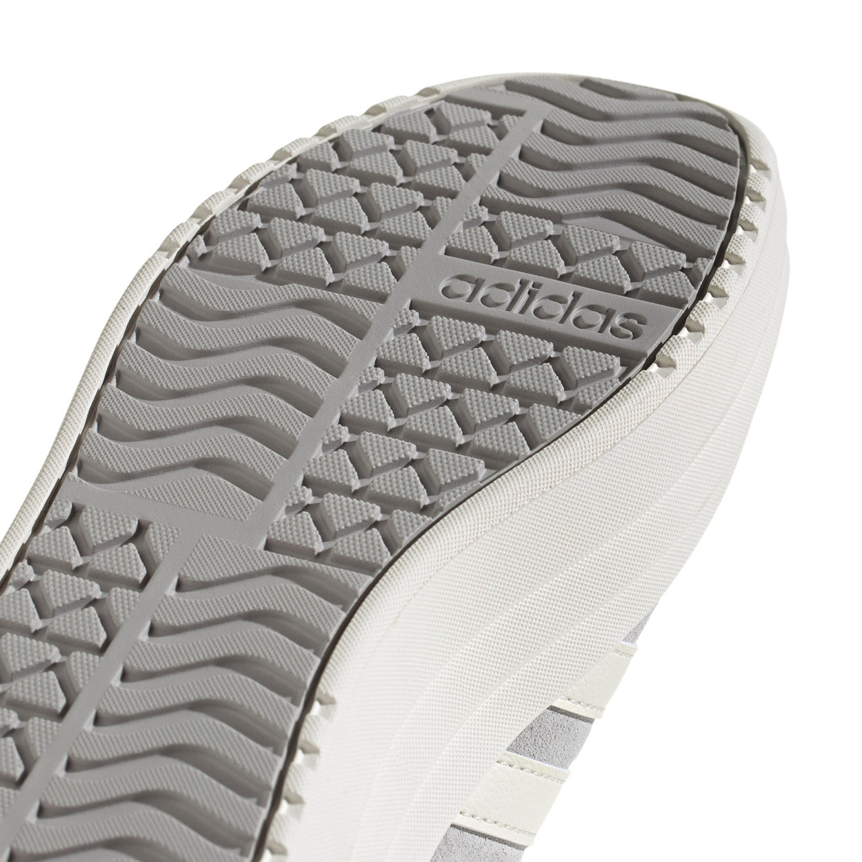 VL Court Bold Sneakers