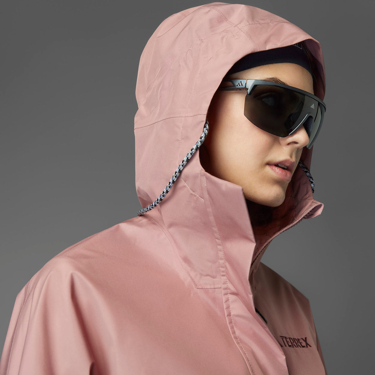 Terrex Xploric 2.5L Climaproof Anorak