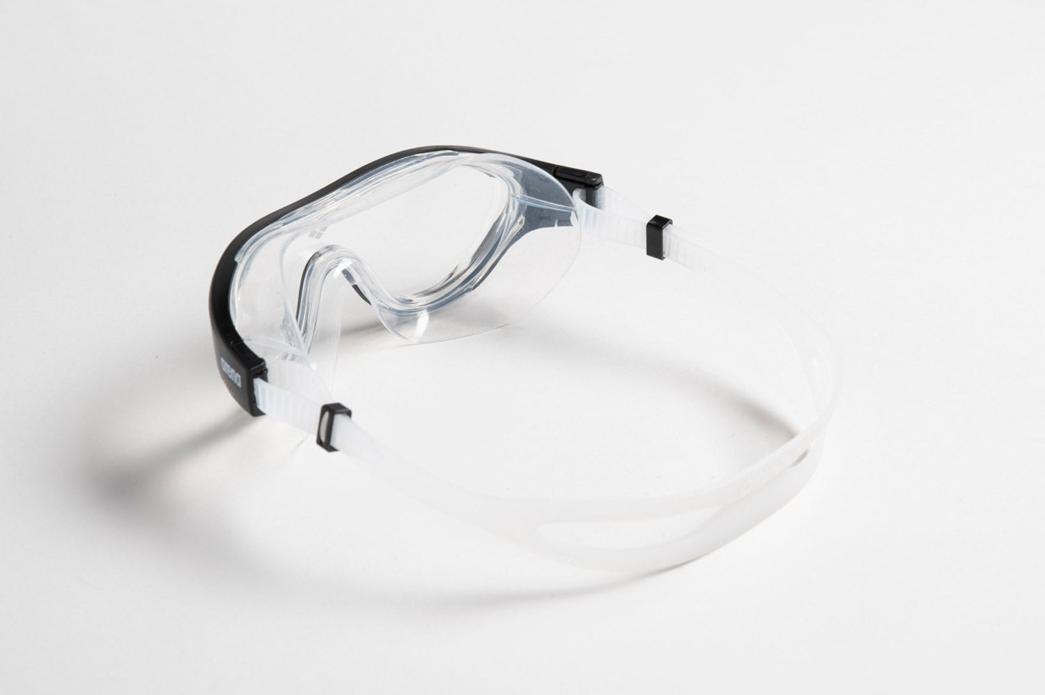 The One svømmebriller