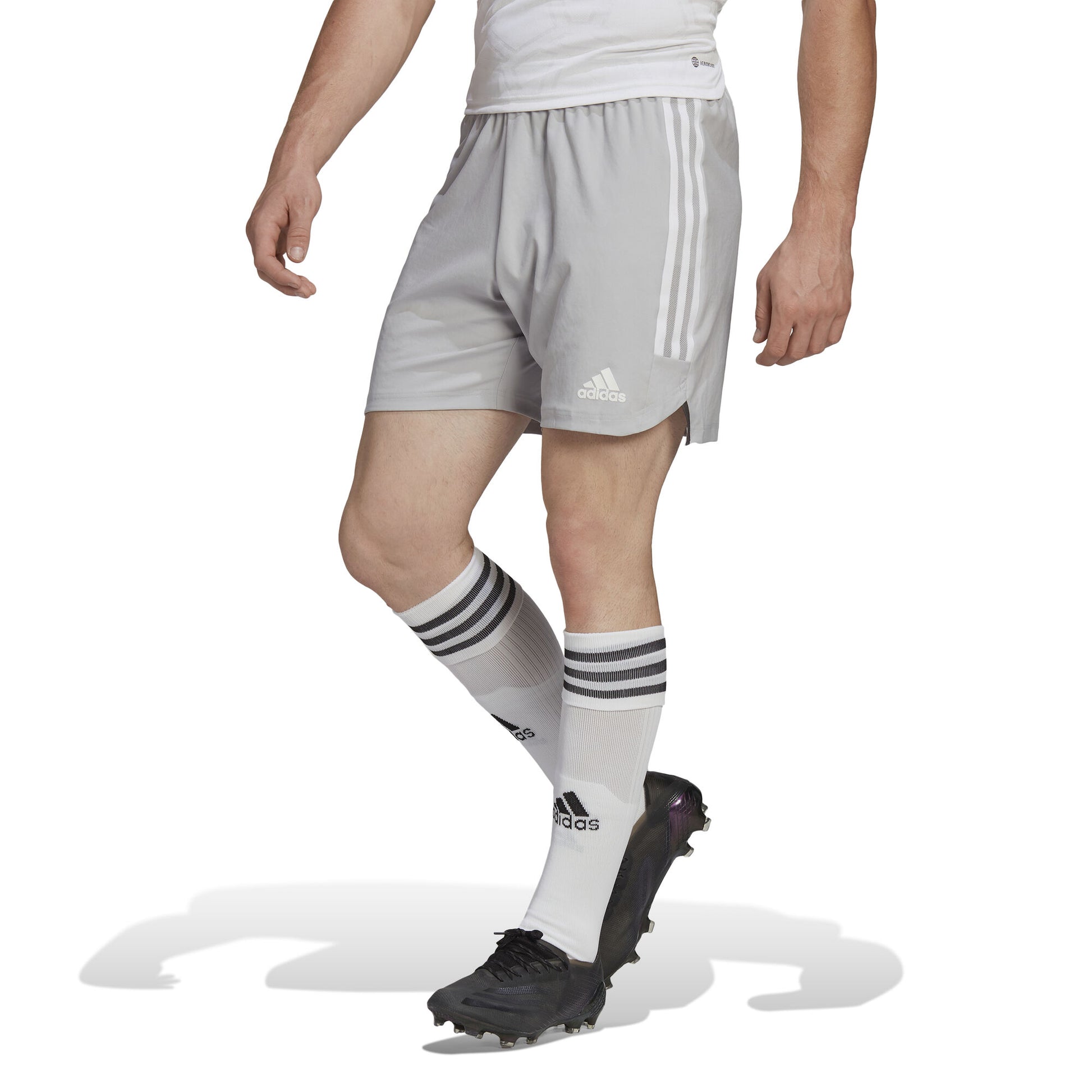 Con22 Shorts