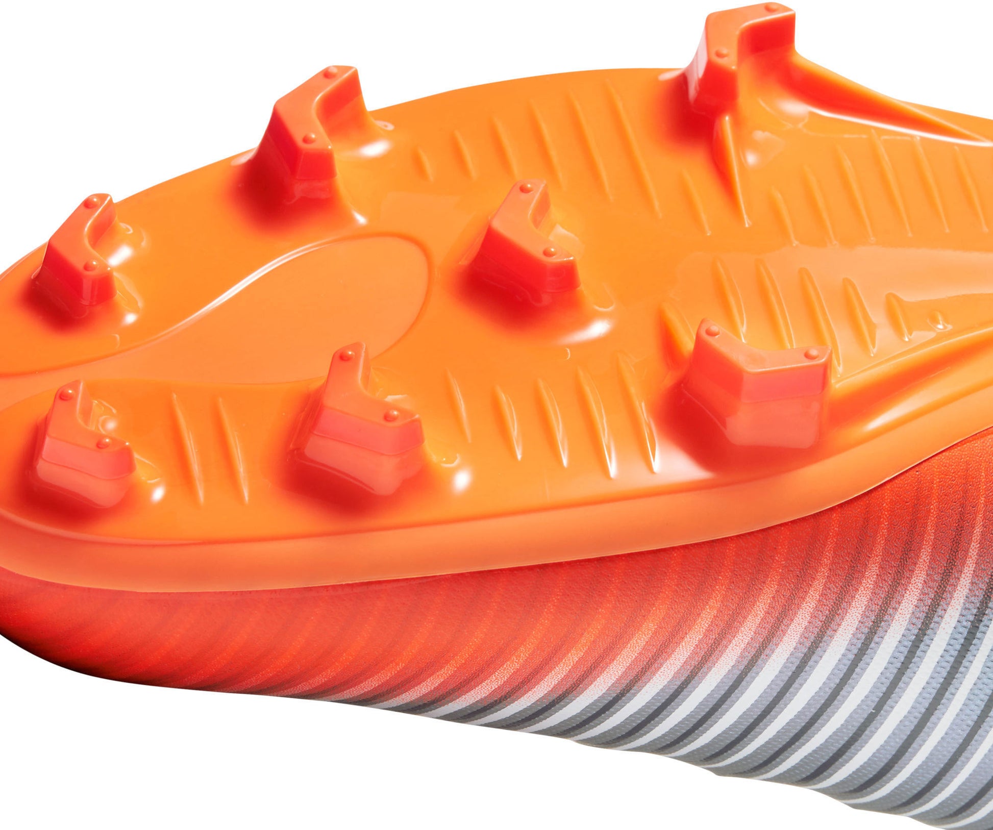 Mercurial Victory VI CR7 DF FG