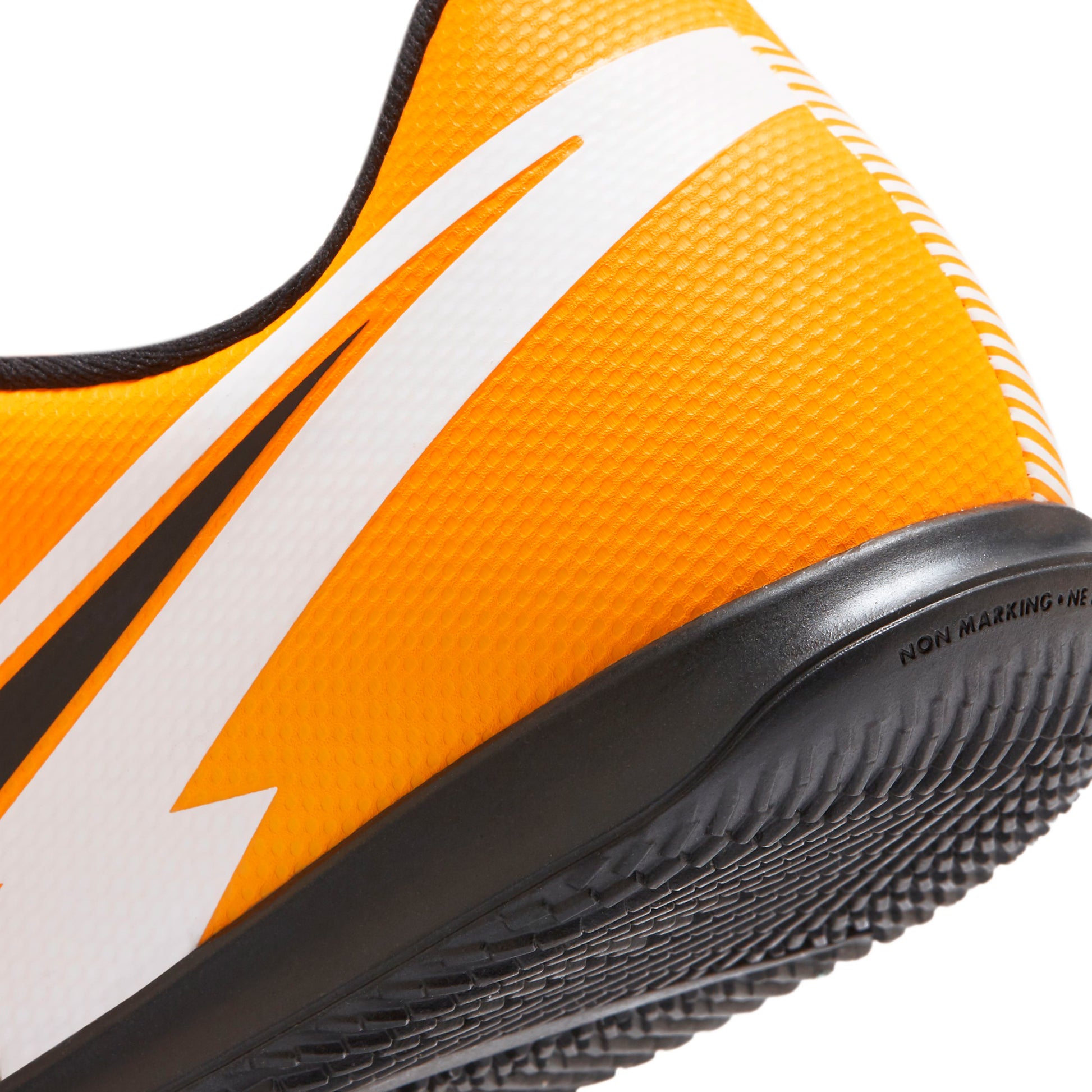 Mercurial Vapor 13 Club IC