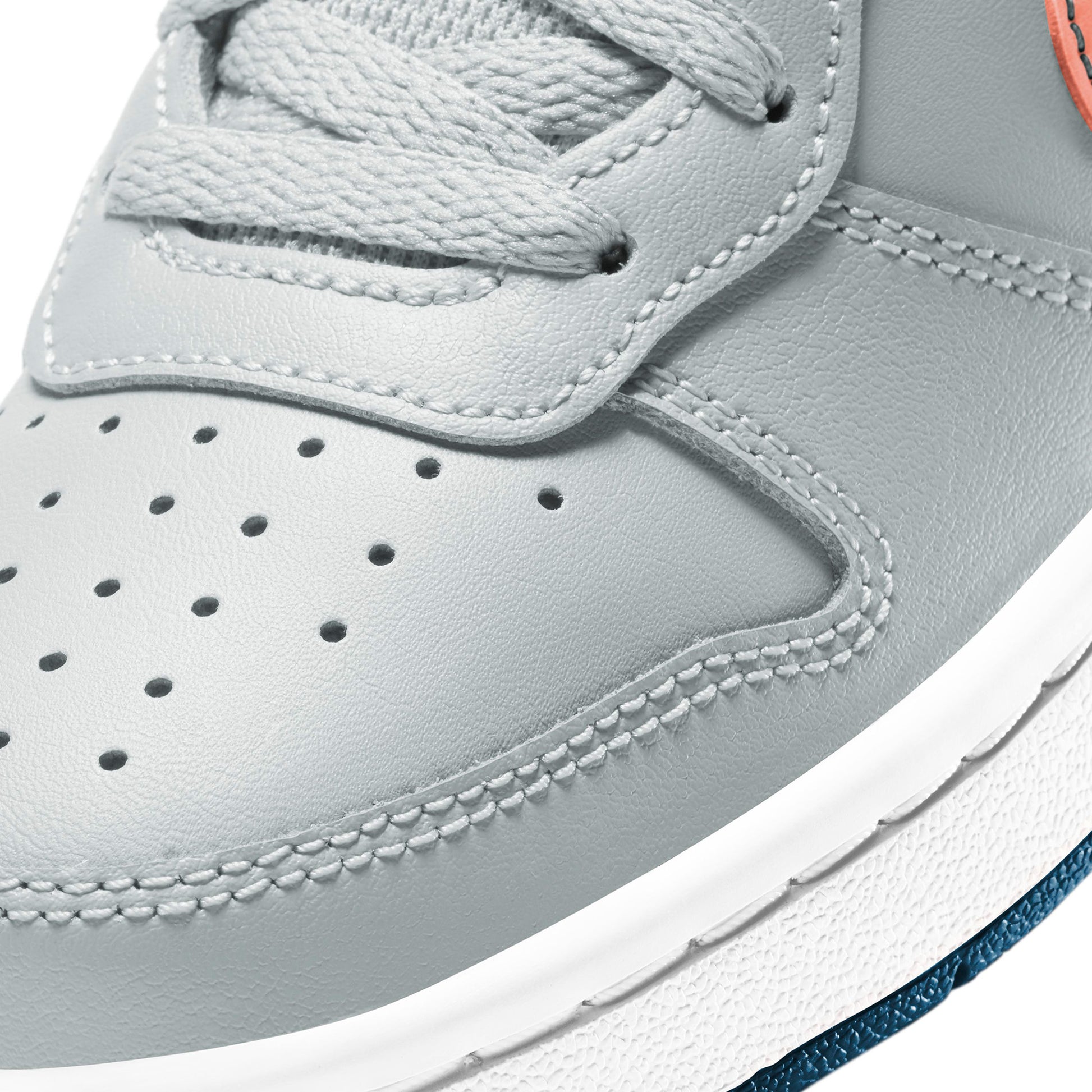 Court Borough Low 2 sneakers