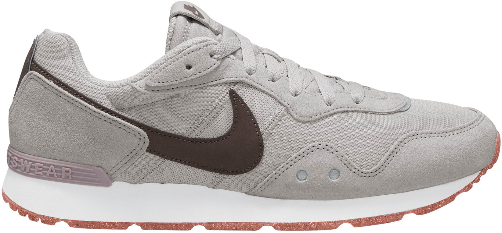 Venture Runner sneakers