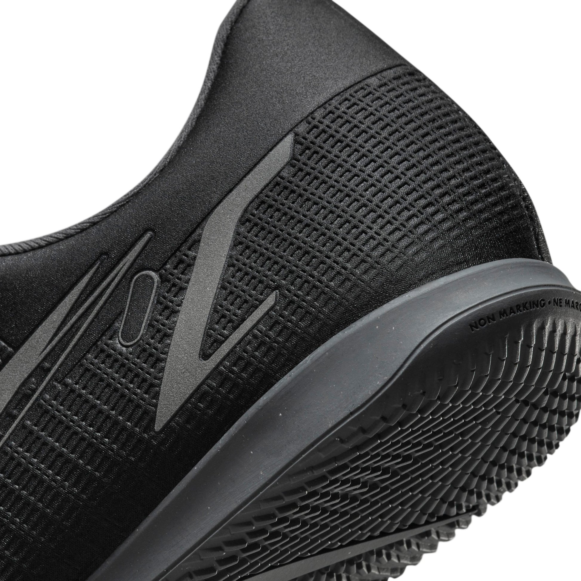 Mercurial Vapor 14 Club IC