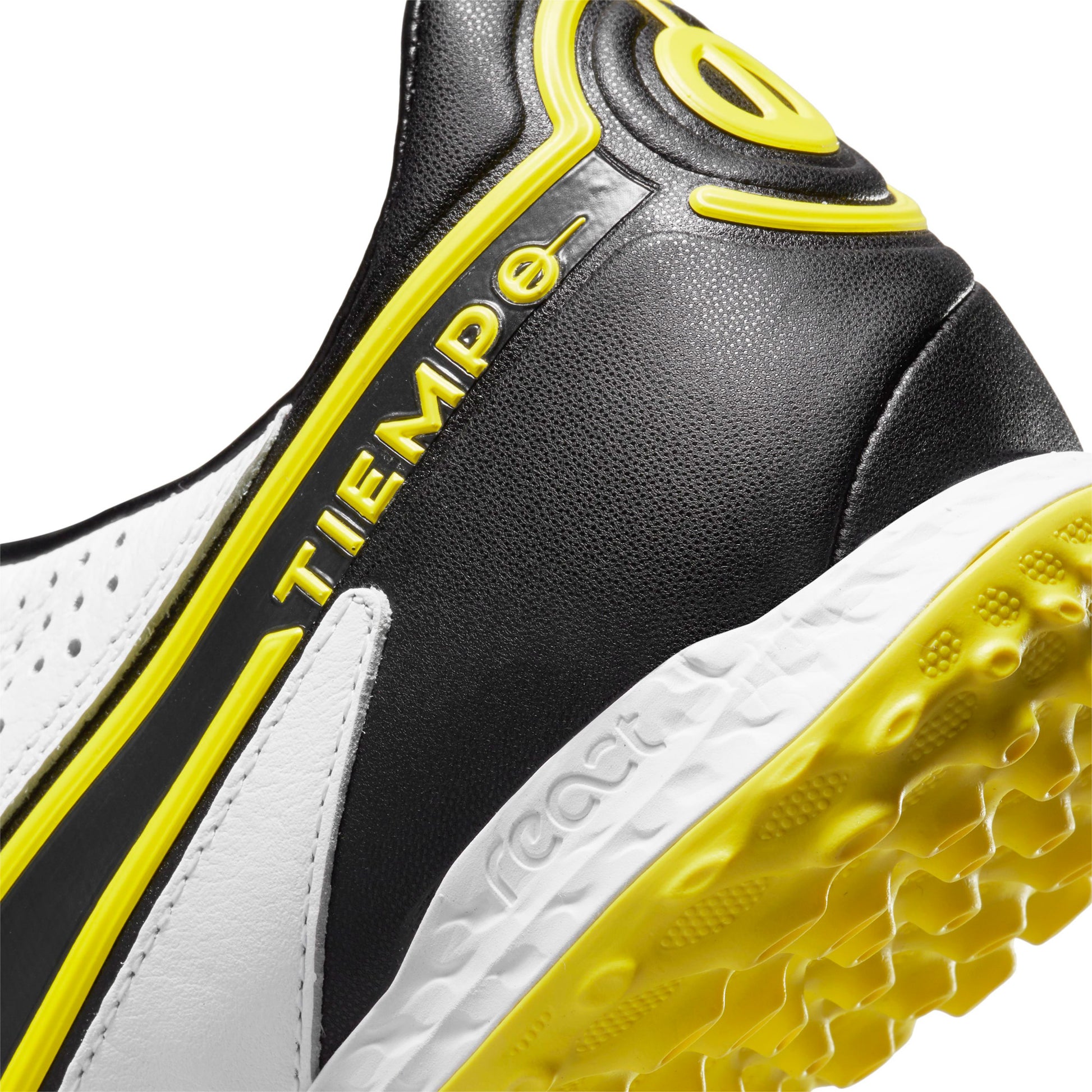 React Tiempo Legend 9 Pro TF grusbanesko
