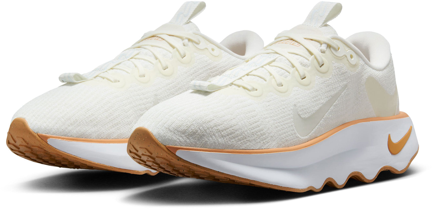 Motiva Walking Sneakers