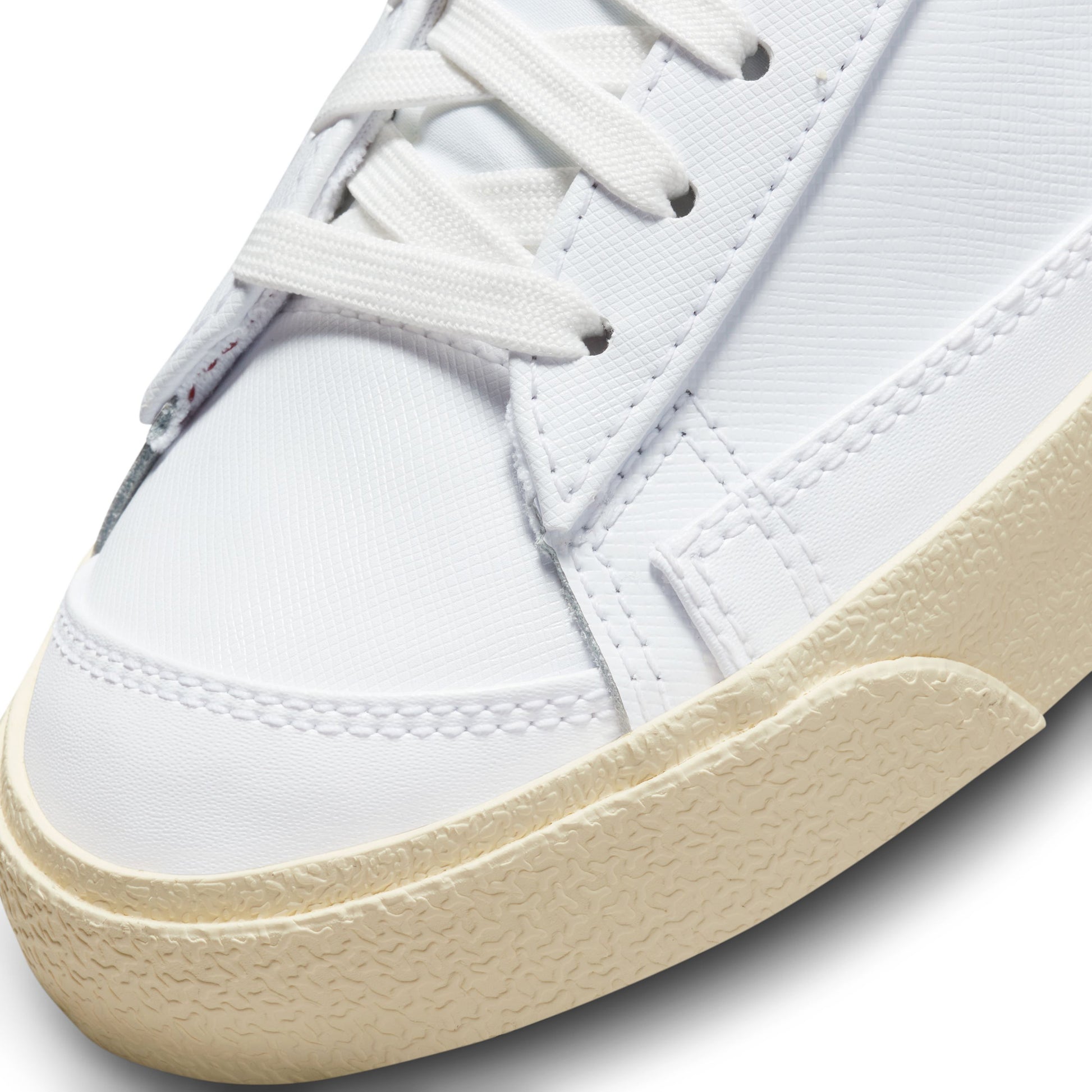 Blazer Mid 77' SE sneakers