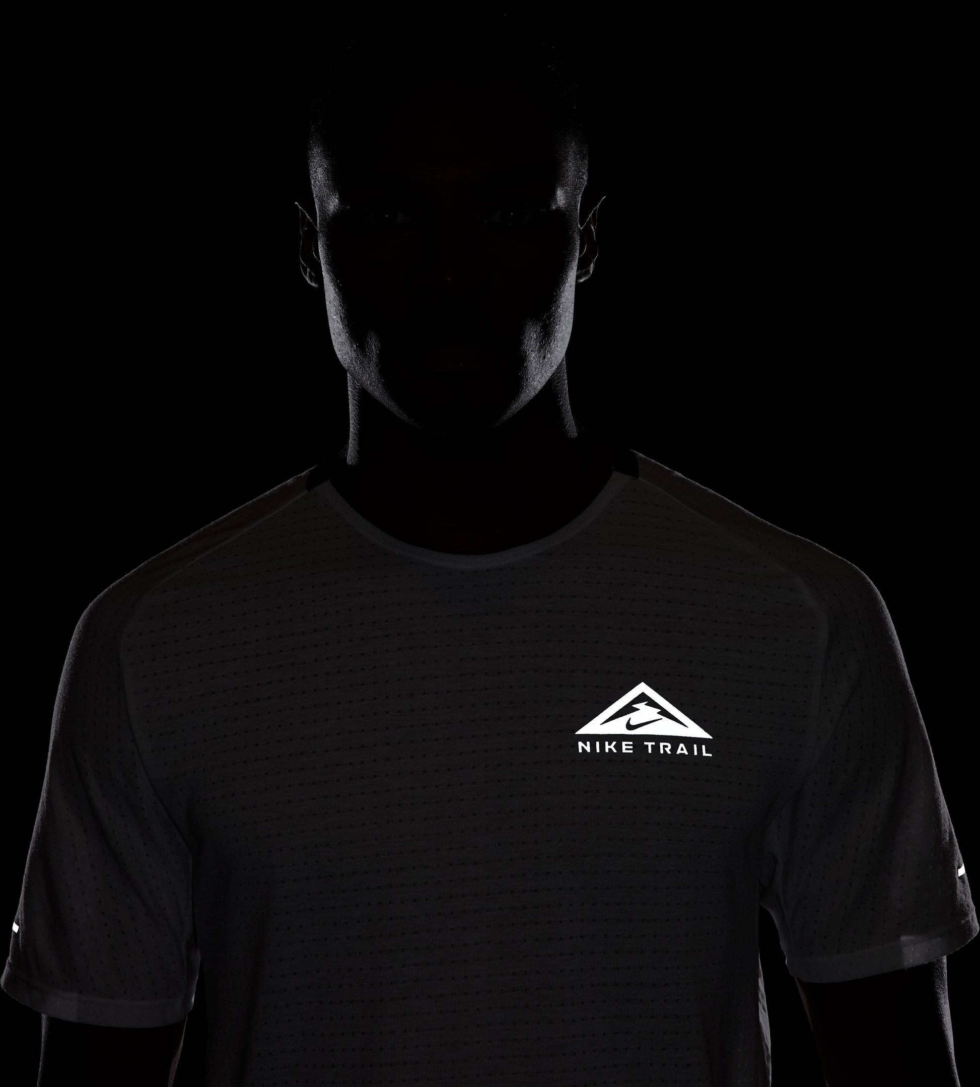 Dri-FIT Trail Solar Chase T-shirt