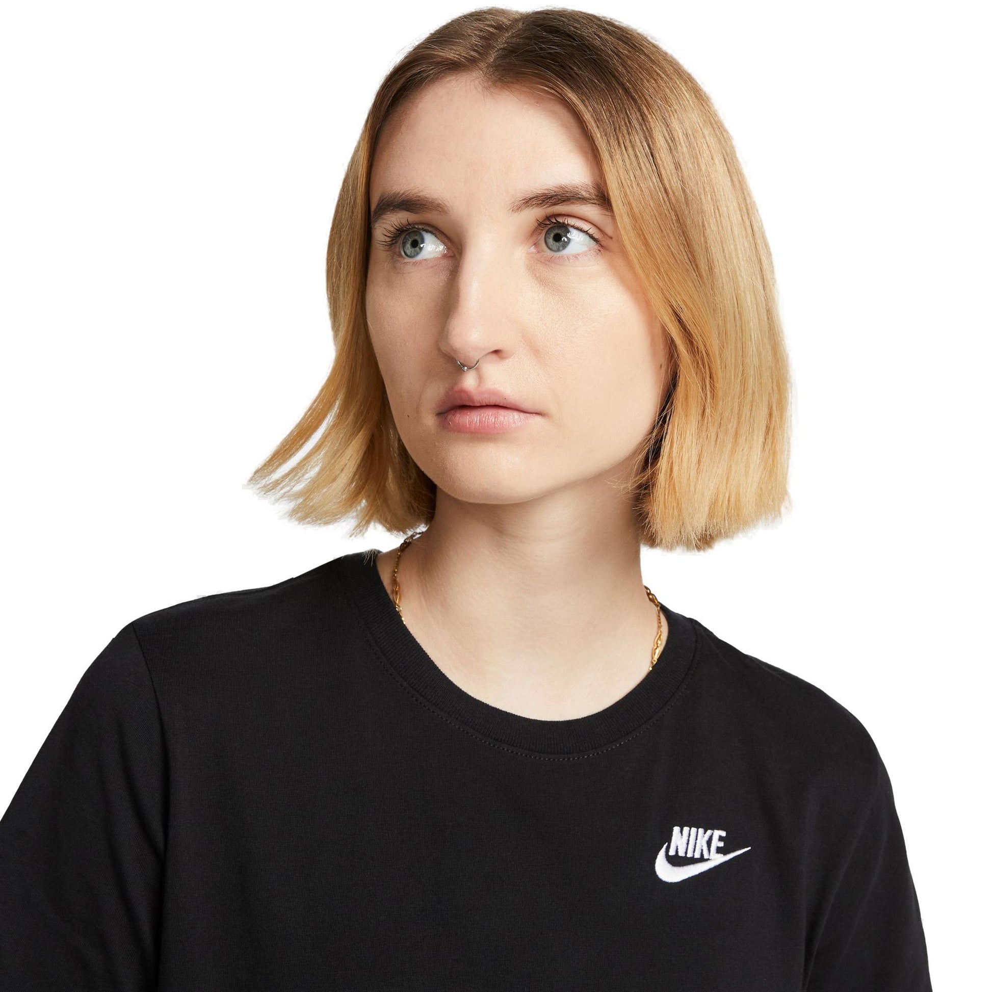Sportswear Club Essentials T-shirt
