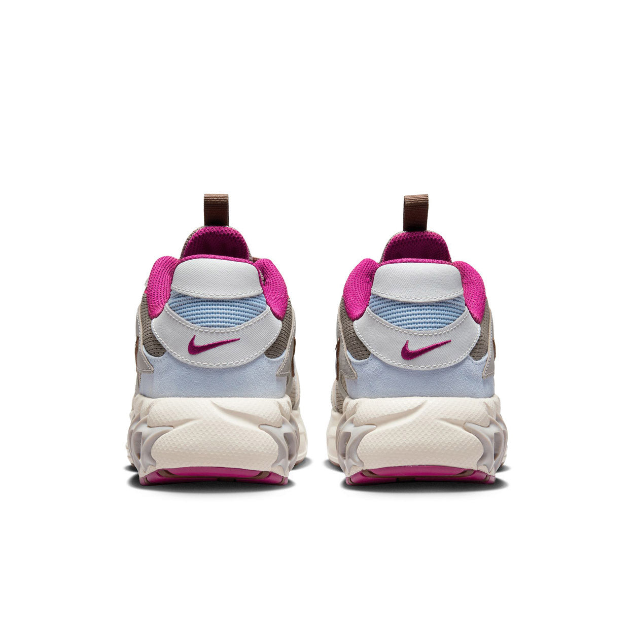 Air Zoom Fire sneakers