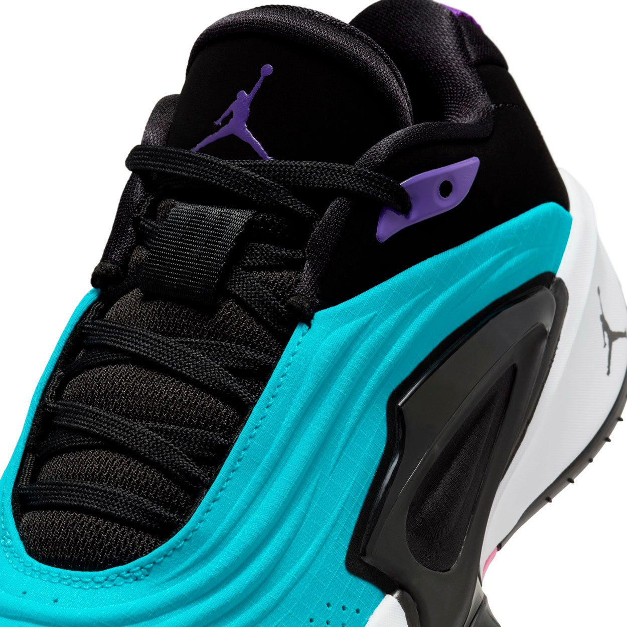 Jordan Luka 3 Sneakers