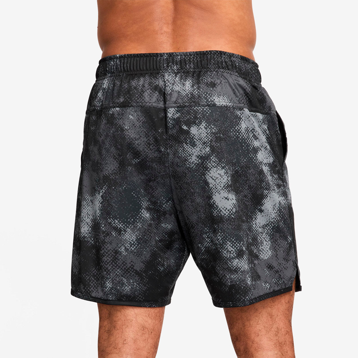 Totality Camo 7' Shorts