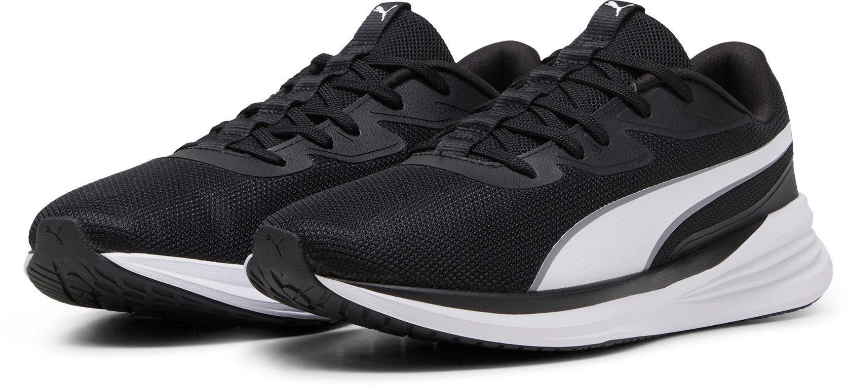 Night Runner V3 Sneakers