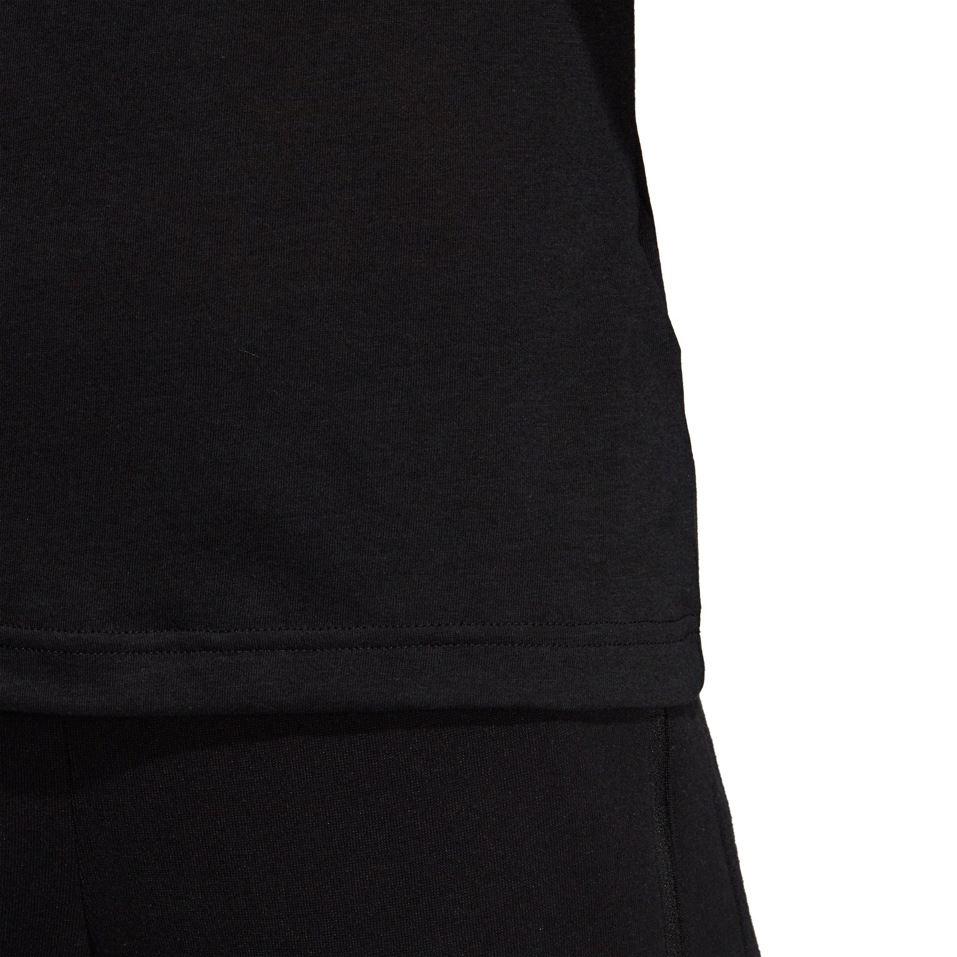 Must Haves Badge of Sport Tee