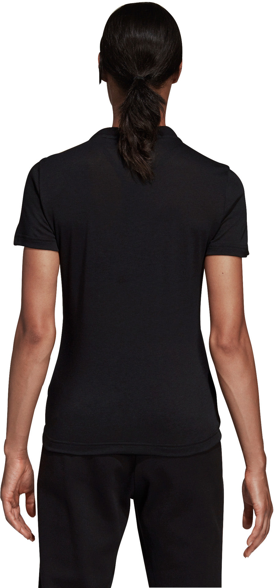 Must Haves Badge of Sport Tee