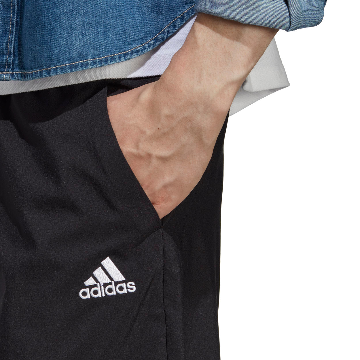 Aeroready Essentials Chelsea Small Logo shorts
