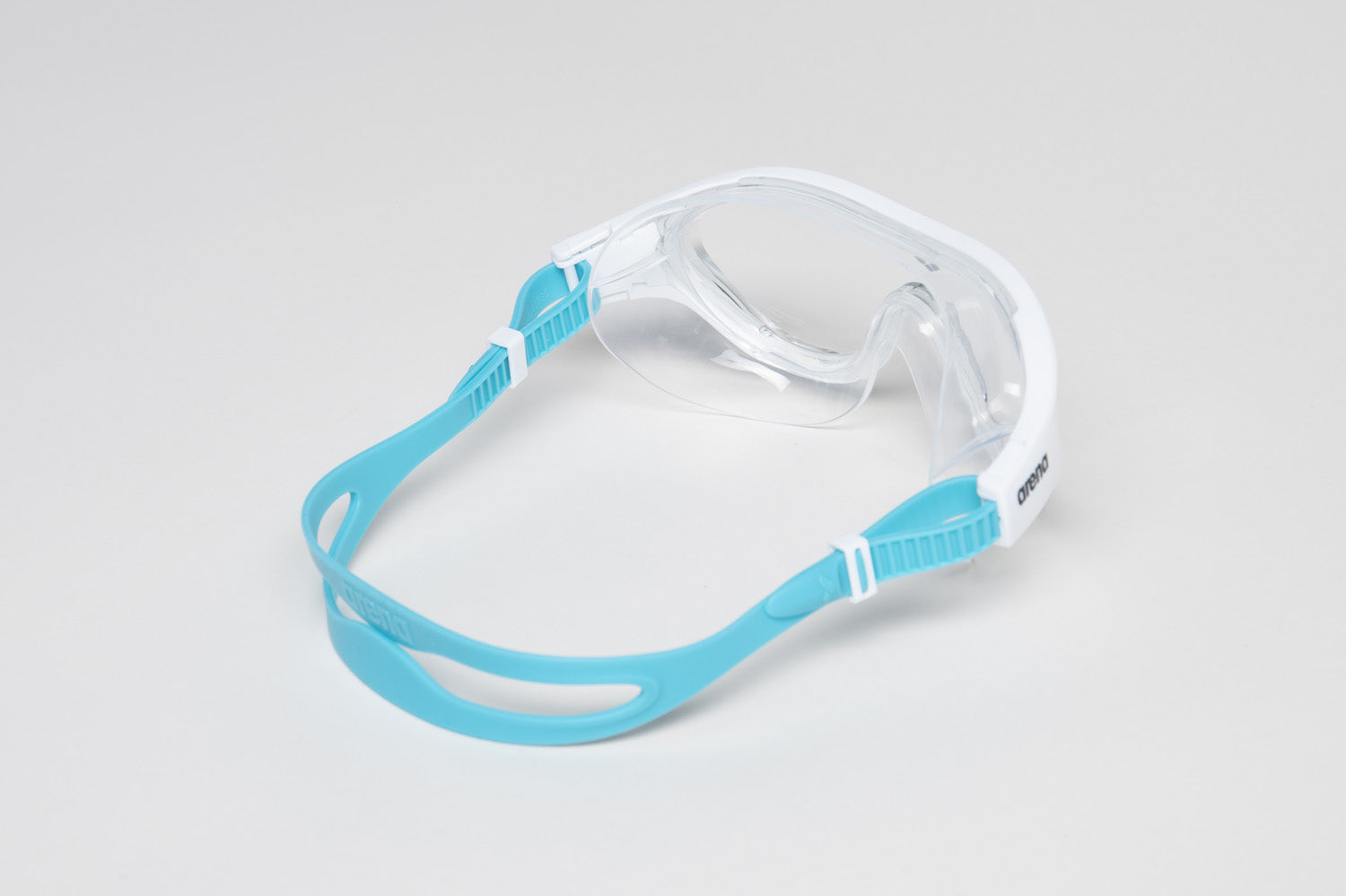 The One svømmebriller