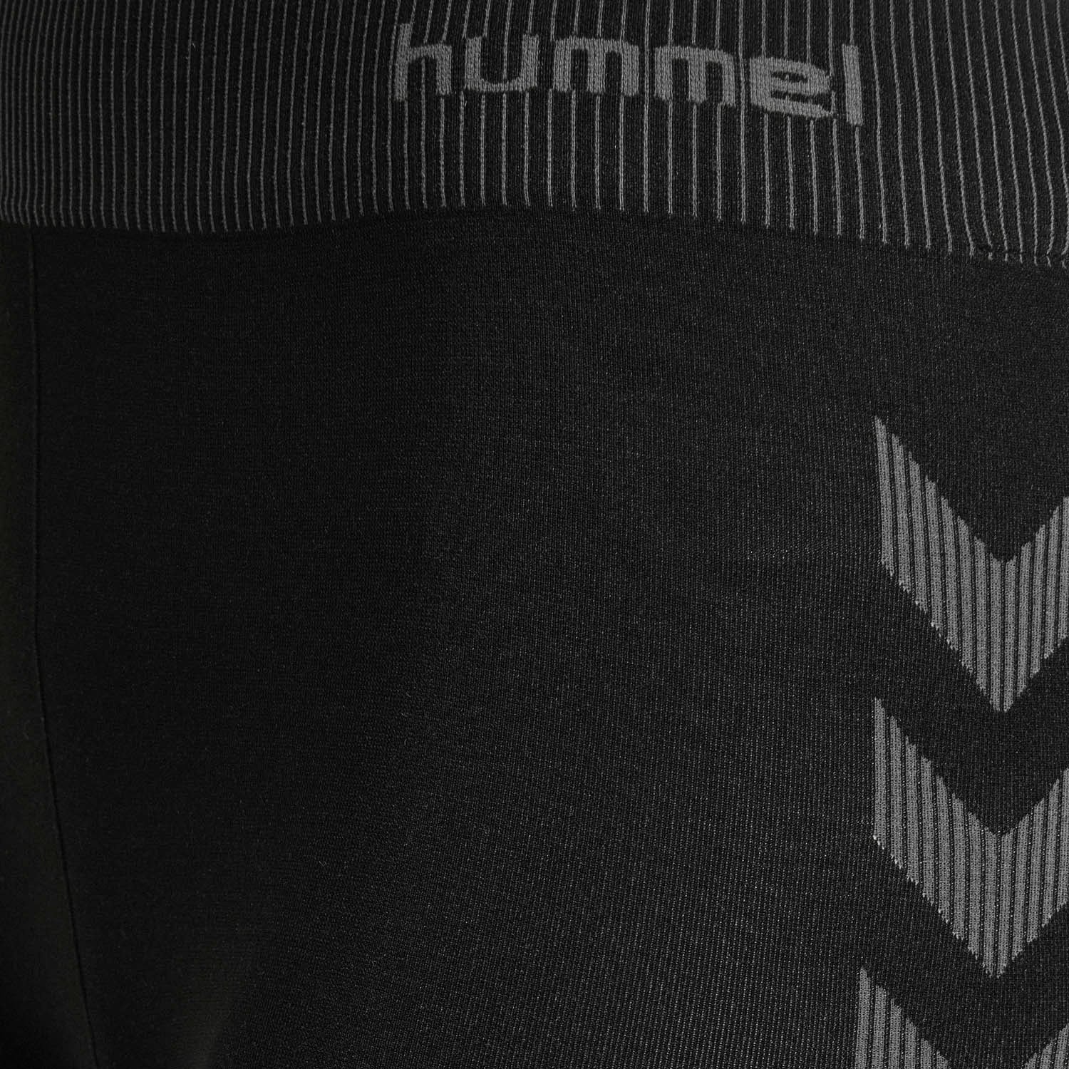 First Seamless indershorts