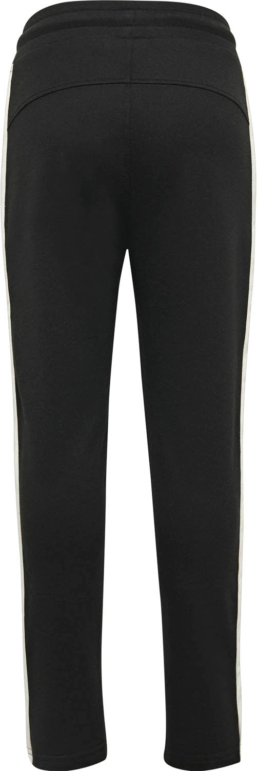 Pernille Pants