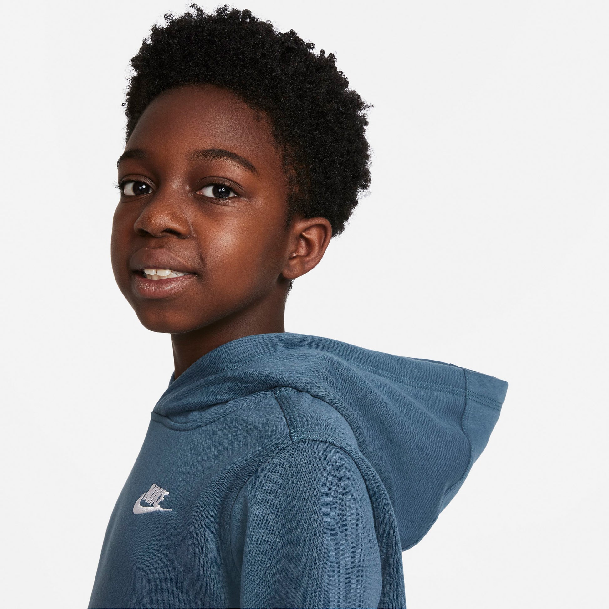 Sportswear Club hættetrøje