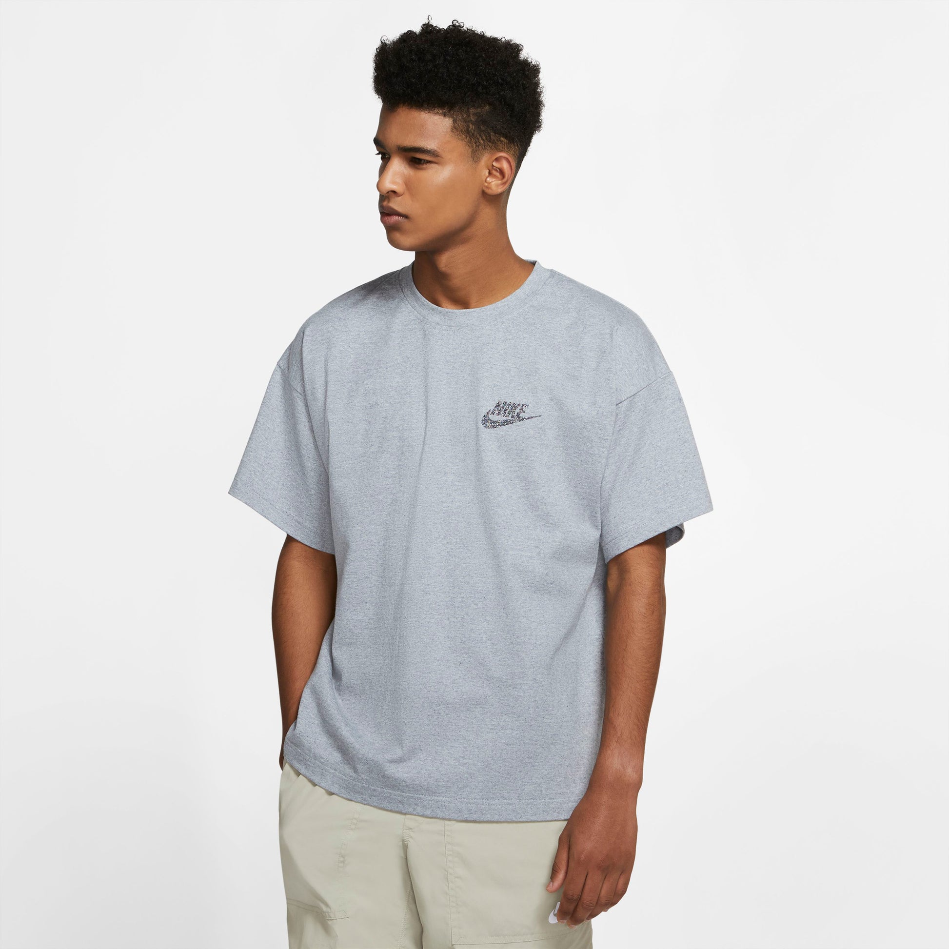 Sportswear Essentials T-shirt