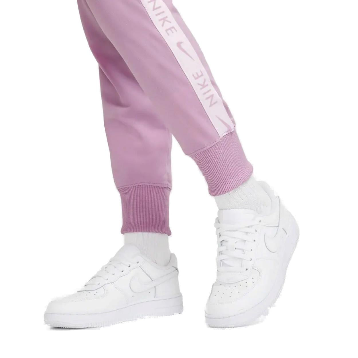 Sportswear tracksuit
