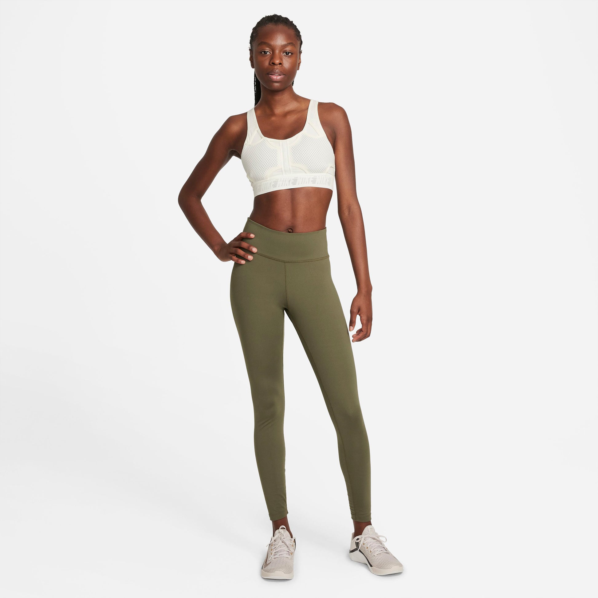 Swoosh UltraBreathe  Medium-Support sports bh