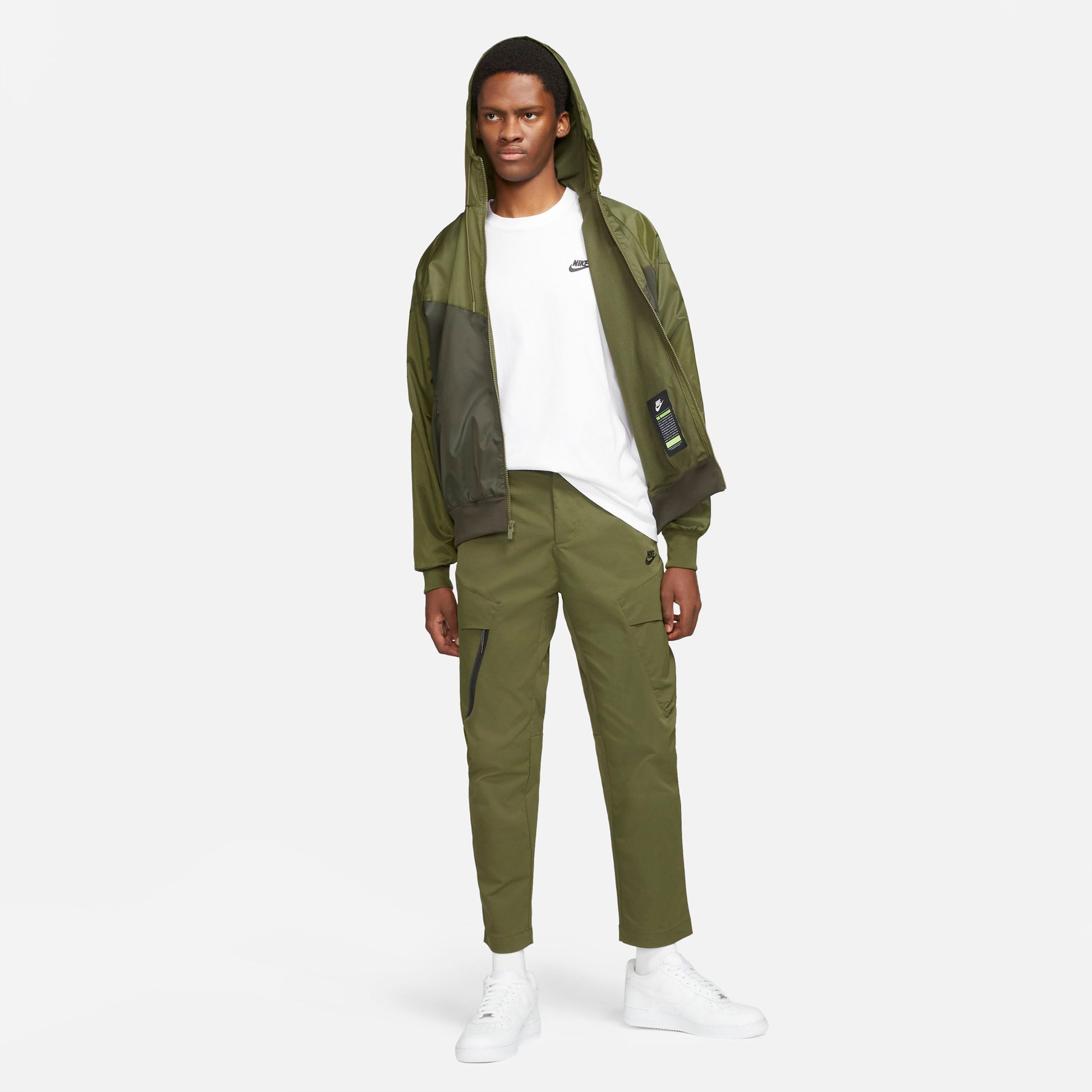 Sportswear Heritage Essential vindjakke