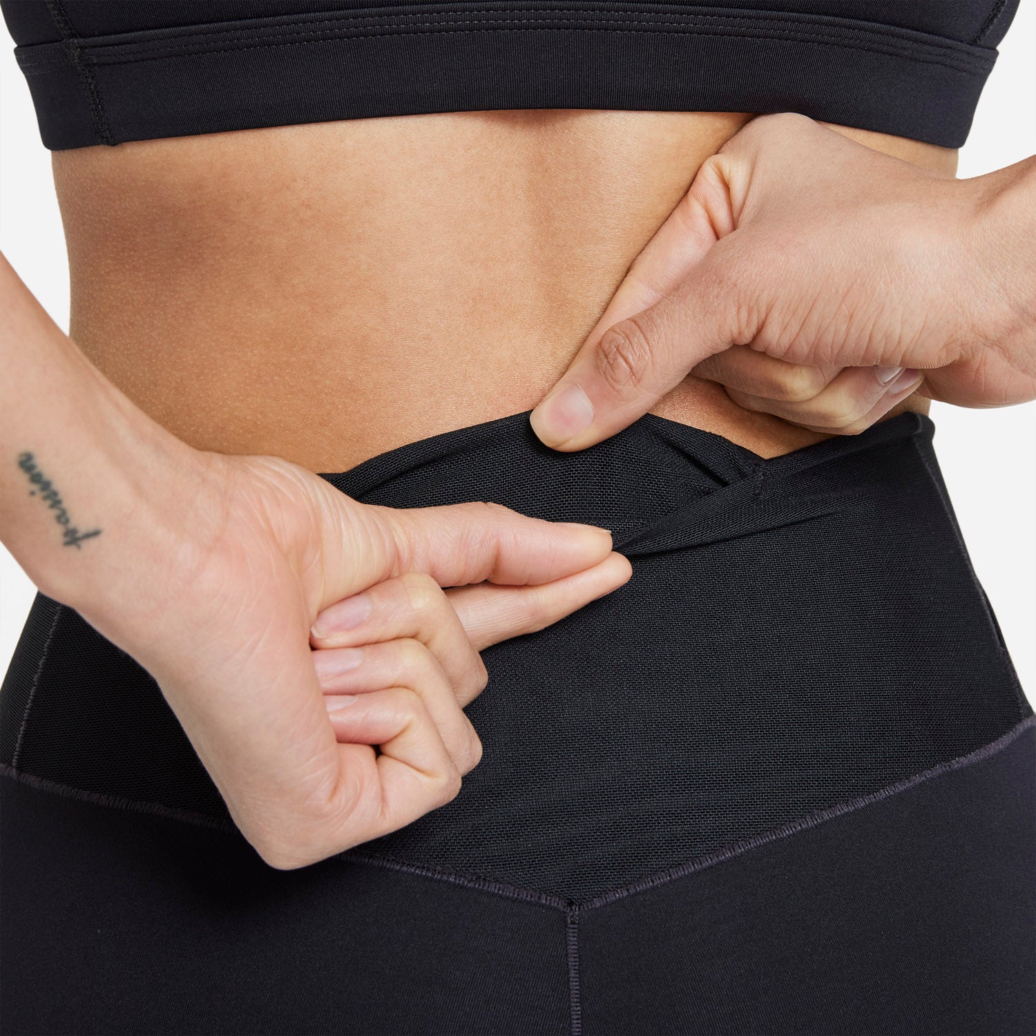 One Luxe Icon Clash tights