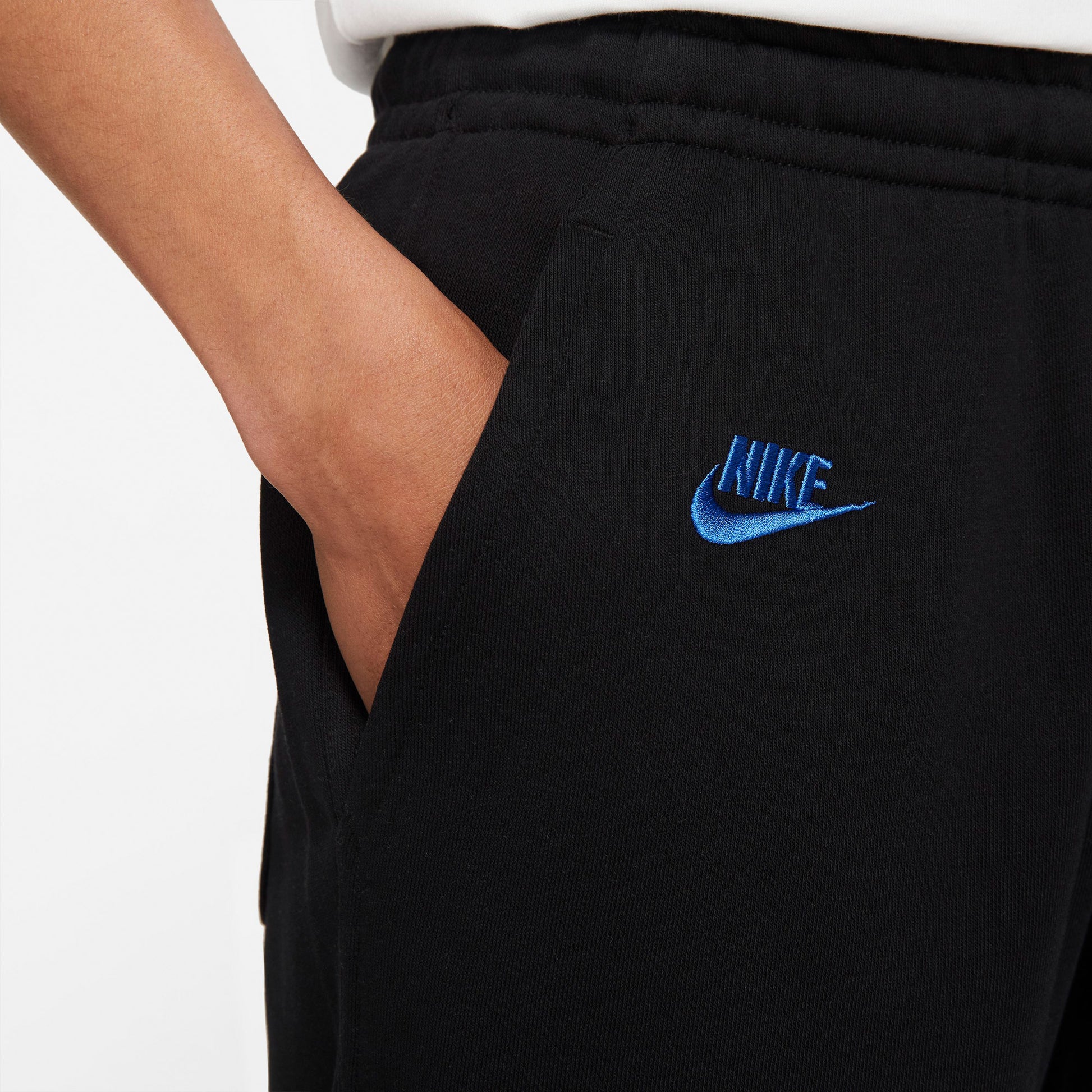 Sportswear Essentials+ French Terry shorts