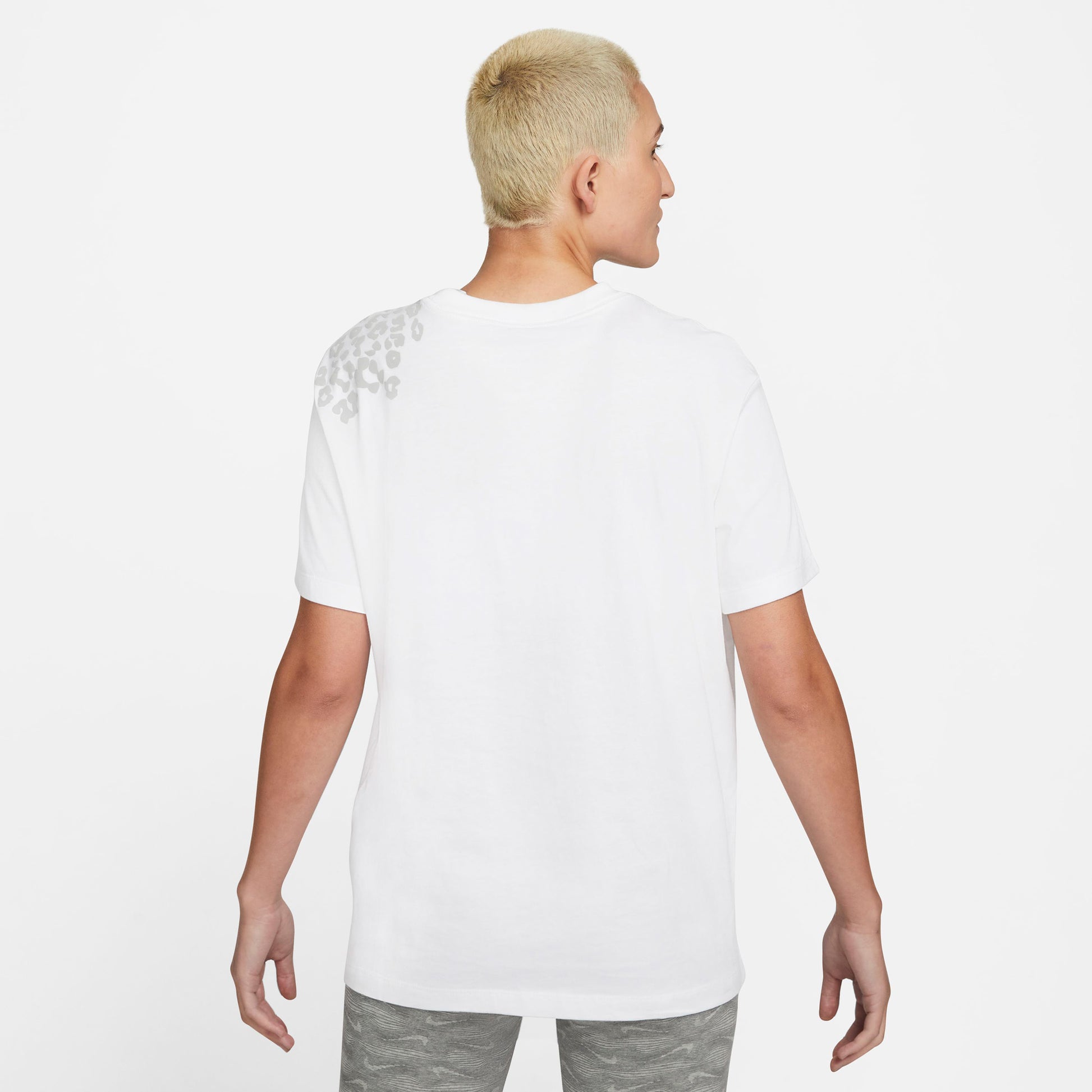 Sportswear Boyfriend Fit T-shirt