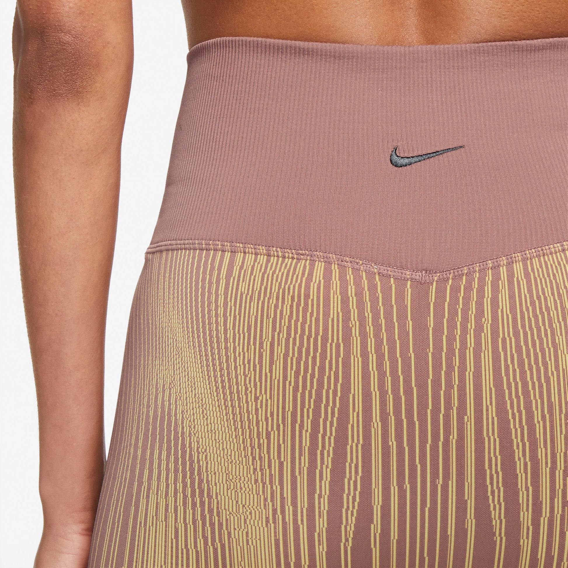 Yoga Dri-FIT ADV High-Rise 7" korte træningstights